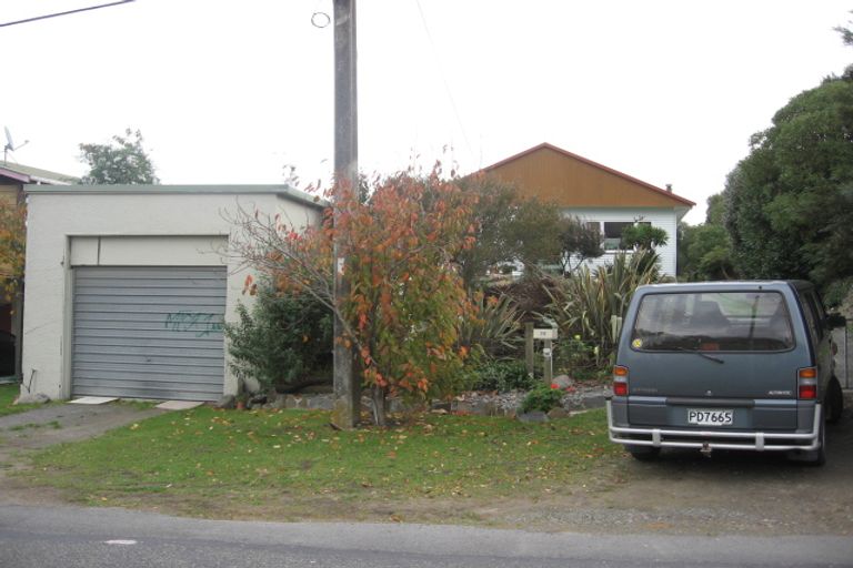 Photo of property in 117 Renown Road, Raumati South, Paraparaumu, 5032