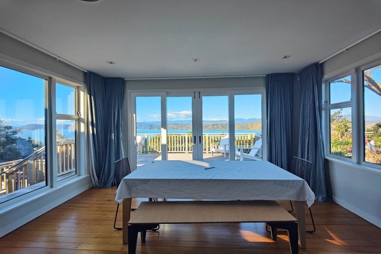 Photo of property in 65a Seatoun Heights Road, Seatoun, Wellington, 6022