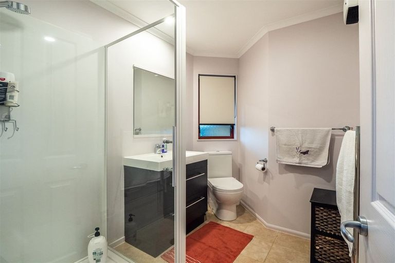 Photo of property in 14 Rowan Place, Mosgiel, 9024