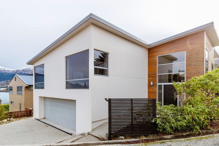 Photo of property in 538 Peninsula Road, Kelvin Heights, Queenstown, 9300
