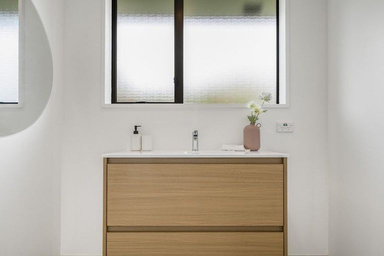 Photo of property in 2b Barclay Place, Burwood, Christchurch, 8061