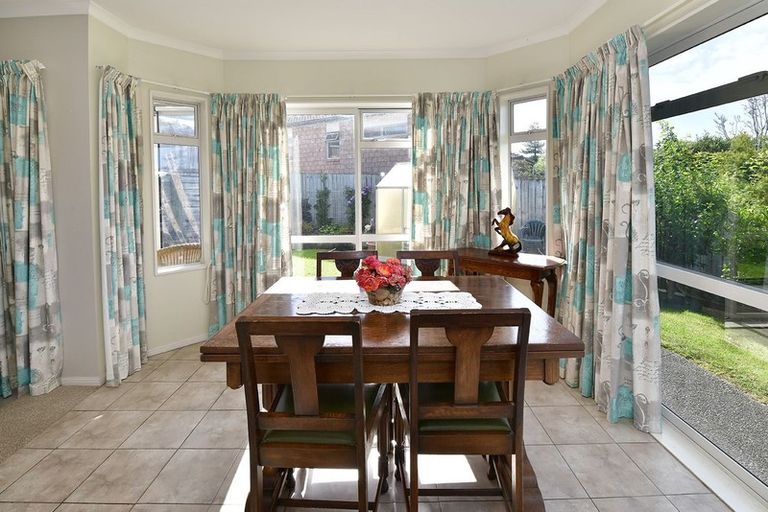 Photo of property in 39 Elan Place, Stanmore Bay, Whangaparaoa, 0932