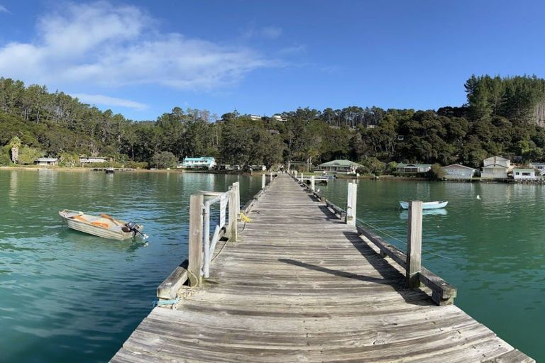 Photo of property in 4 Lavinia Place, Kawau Island, 0920