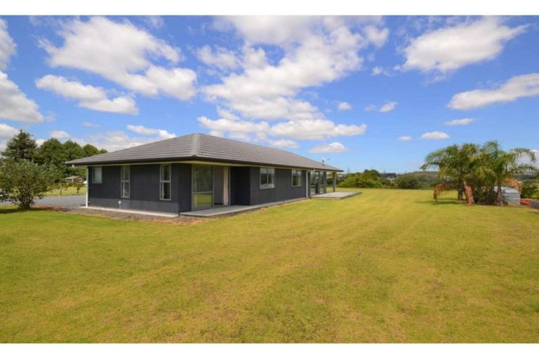 Photo of property in 4 Rarere Terrace, Kerikeri, 0230