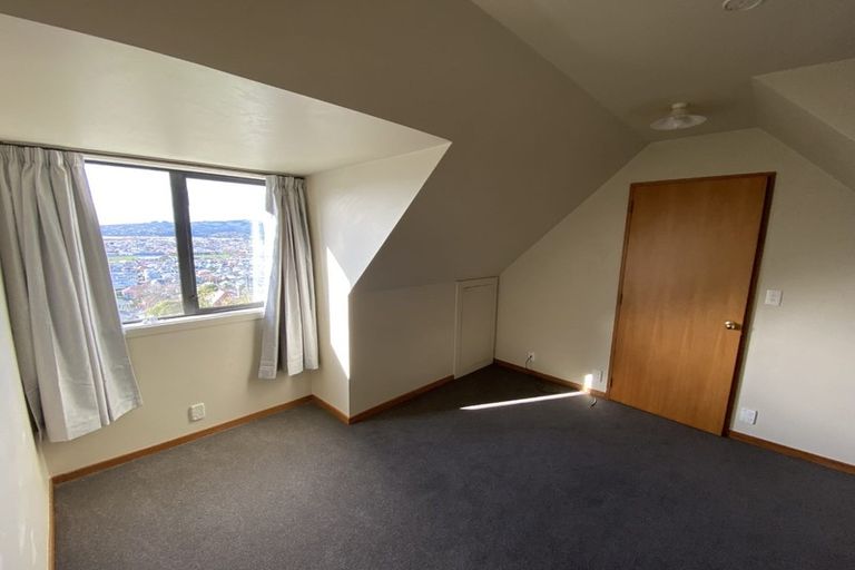 Photo of property in 48 Easther Crescent, Kew, Dunedin, 9012