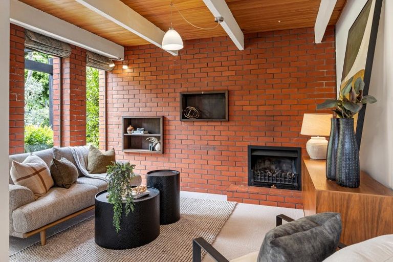 Photo of property in 11b Chevron Place, Ilam, Christchurch, 8041