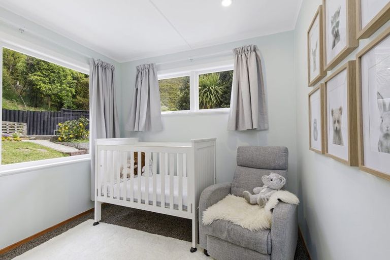 Photo of property in 14 Willcox Grove, Naenae, Lower Hutt, 5011