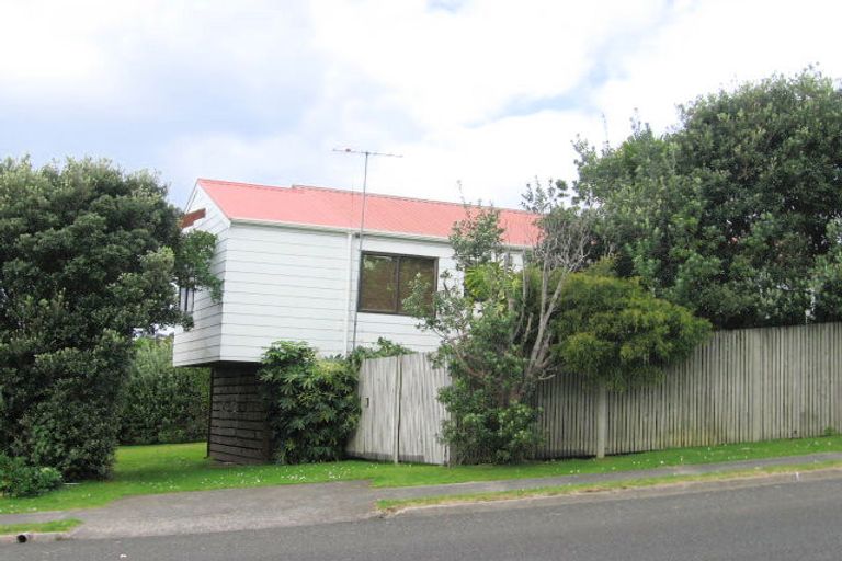 Photo of property in 303 Onemana Drive, Onemana, Whangamata, 3691