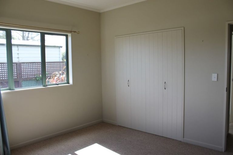 Photo of property in 4 Queen Street, Winton, 9720