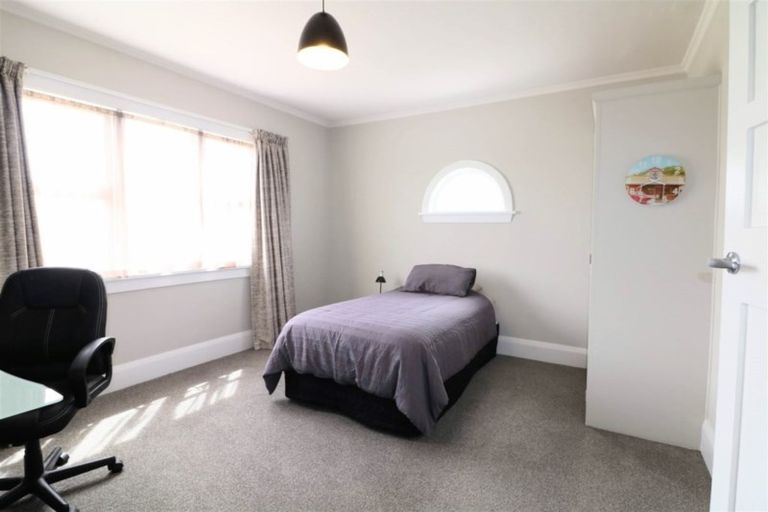 Photo of property in 45 Avenue Road, West End, Timaru, 7910