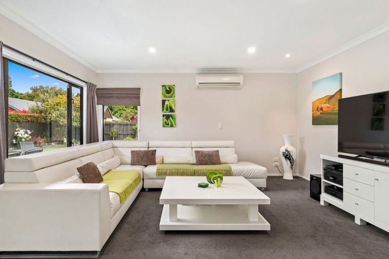 Photo of property in 27 Mavora Road, Lake Hayes, Queenstown, 9304