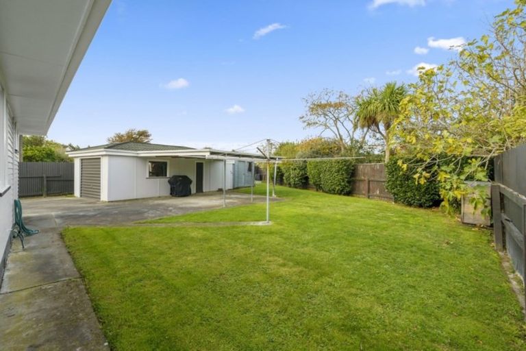 Photo of property in 23 Kent Crescent, Awapuni, Palmerston North, 4412