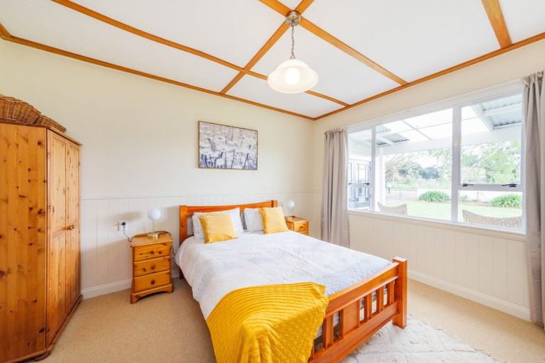 Photo of property in 283 Forlong Road, Colyton, Feilding, 4775