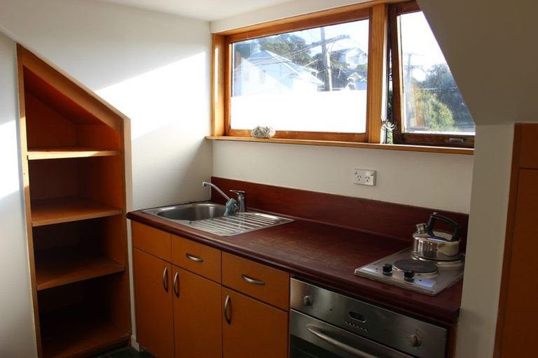 Photo of property in 19 Milne Terrace, Island Bay, Wellington, 6023