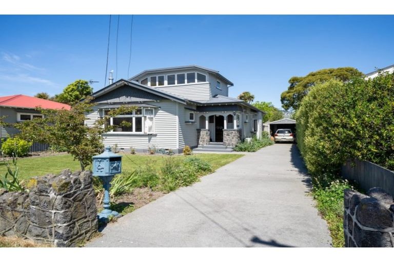 Photo of property in 14 Roxburgh Street, Sydenham, Christchurch, 8023