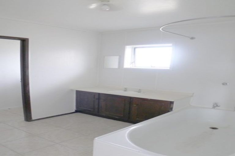 Photo of property in 4/14 Margaret Road, Papatoetoe, Auckland, 2025