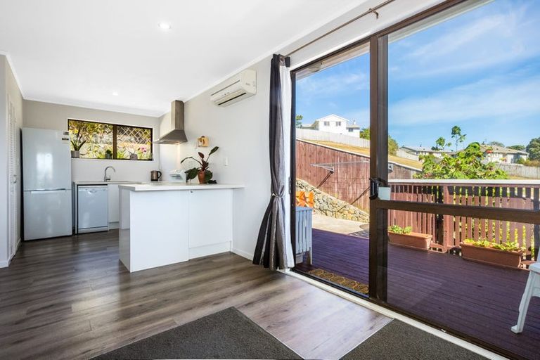 Photo of property in 37 Beaumaris Crescent, Ascot Park, Porirua, 5024