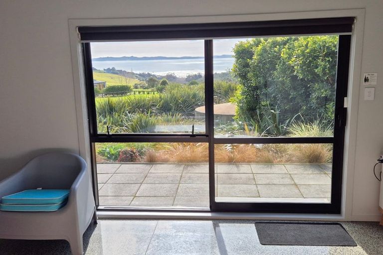 Photo of property in 330 Cable Bay Block Road, Cable Bay, 0420