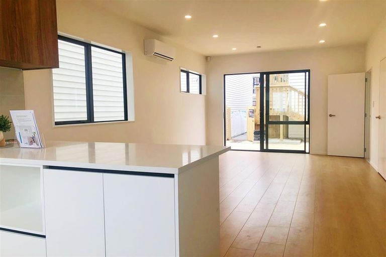 Photo of property in 36 Opoka Street, Papakura, 2110