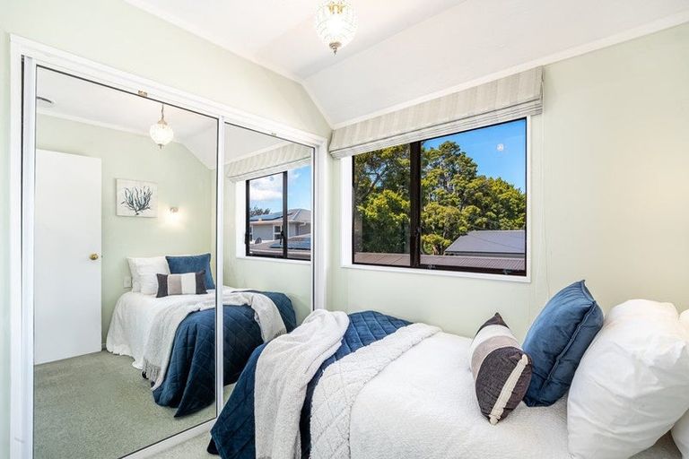 Photo of property in 75 Totara Crescent, Woburn, Lower Hutt, 5011