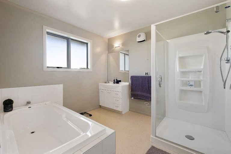 Photo of property in 2 Elite Court, Mount Pisa, Cromwell, 9383