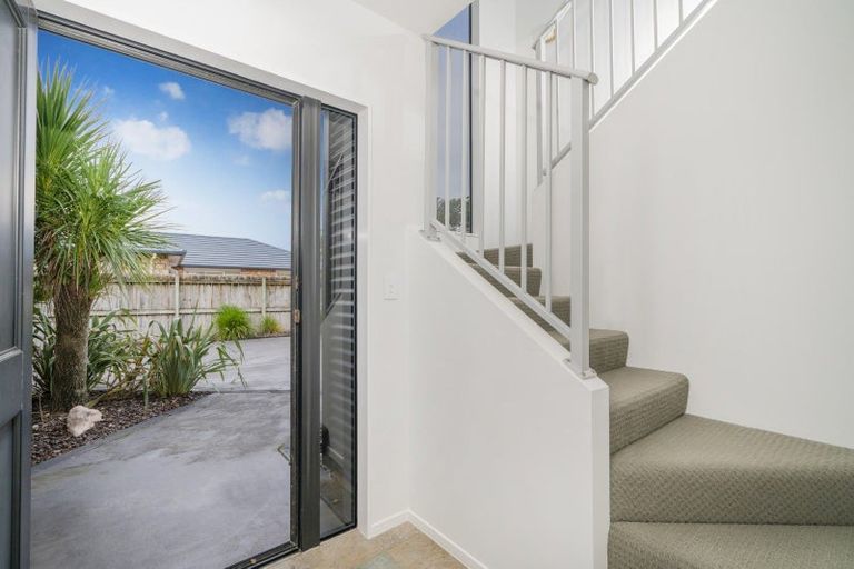 Photo of property in 25 Pacific Place, Whitianga, 3510
