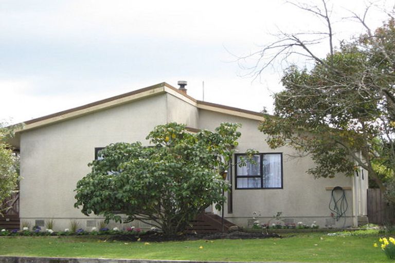 Photo of property in 20 Sutton Avenue, Clive, 4102