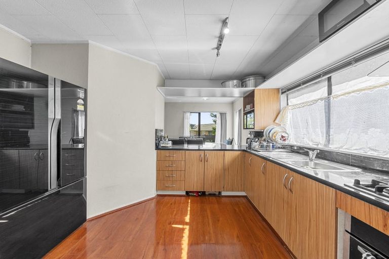 Photo of property in 1/34 Rosemead Place, Randwick Park, Auckland, 2105