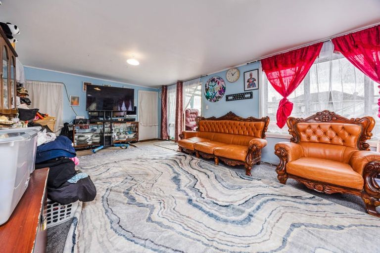 Photo of property in 84 Vine Street, Mangere East, Auckland, 2024