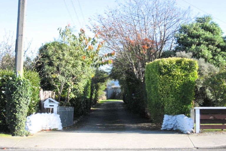 Photo of property in 41 Freemans Road, Otaki, 5512