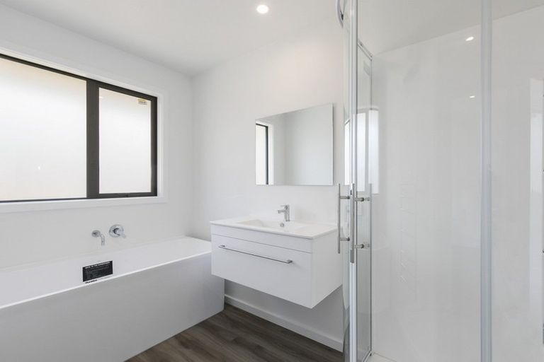 Photo of property in 4 Chatham Street, Waihola, Milton, 9073