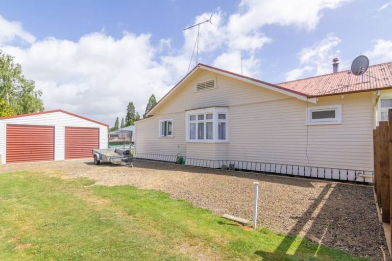Photo of property in 2 Ballance Street, Raetihi, 4632