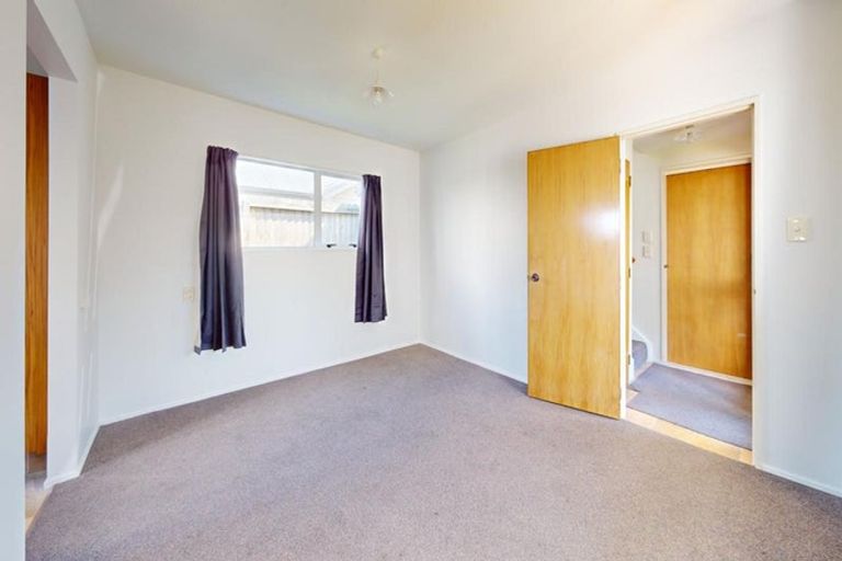 Photo of property in 106 Waltham Road, Sydenham, Christchurch, 8023