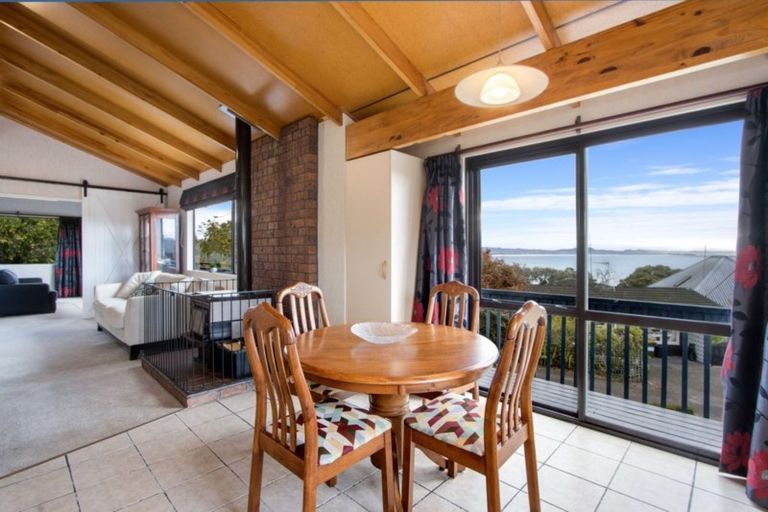 Photo of property in 15 Kaharoa Avenue, Omokoroa, 3114