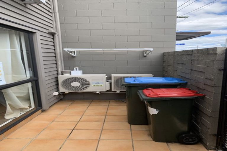 Photo of property in 329a Onehunga Mall, Onehunga, Auckland, 1061