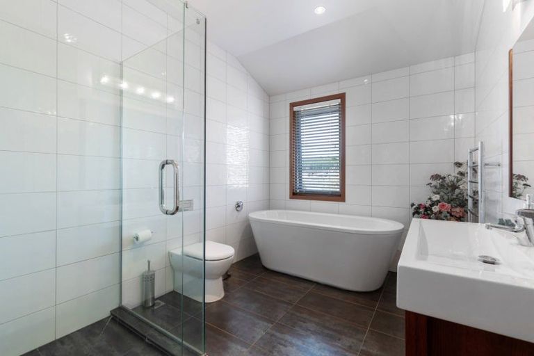 Photo of property in 19 Ridgecrest, Wanaka, 9305