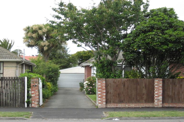 Photo of property in 184 Withells Road, Avonhead, Christchurch, 8042