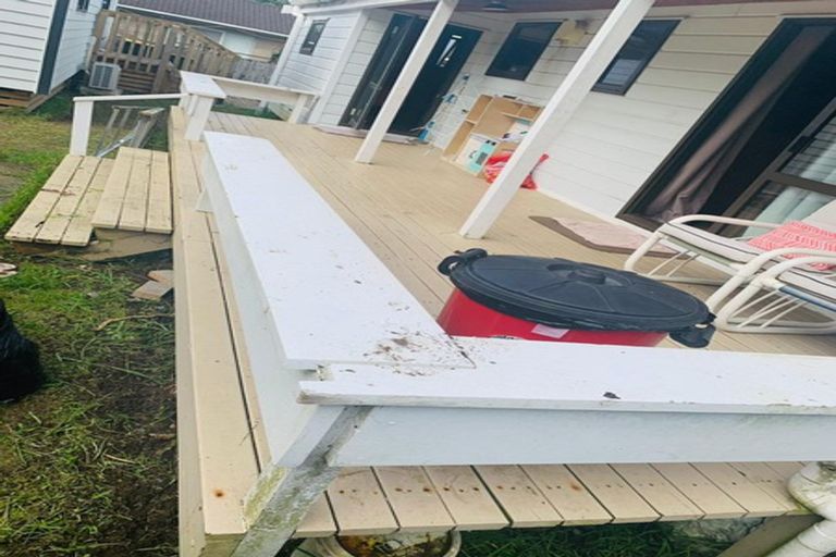 Photo of property in 5 Pinehurst Place, Wattle Downs, Auckland, 2103