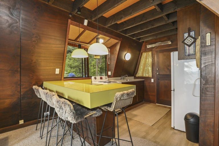 Photo of property in 42 Okawa Bay Road, Tikitere, Rotorua, 3074