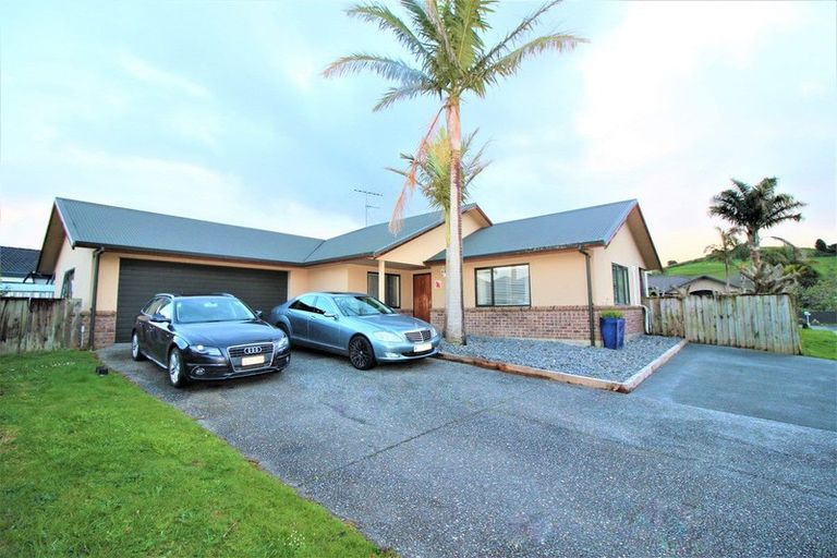 Photo of property in 6 Valleyside Way, Pukekohe, 2120