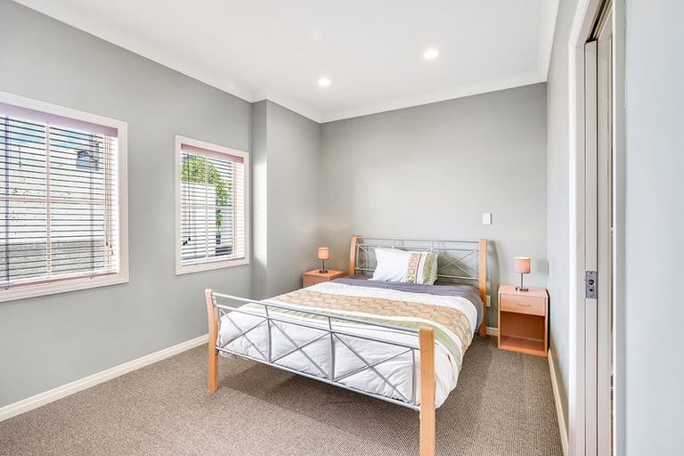 Photo of property in 2e/11 London Street, Hamilton Central, Hamilton, 3204