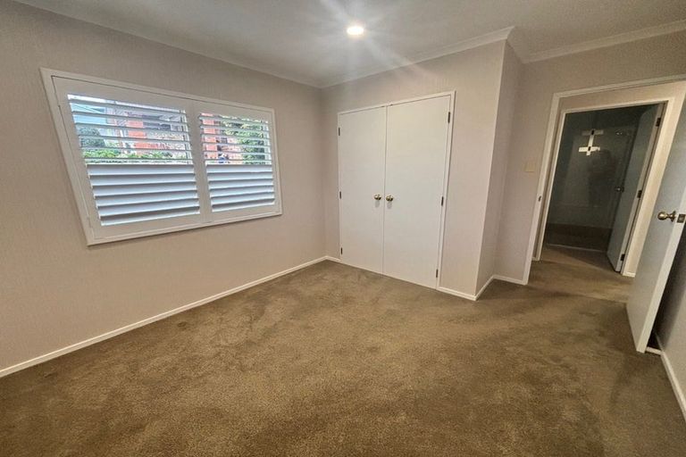 Photo of property in 58a Edgewater Parade, Waiuku, 2123