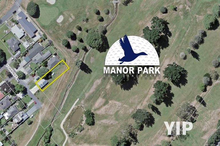 Photo of property in 9 York Avenue, Manor Park, Lower Hutt, 5019