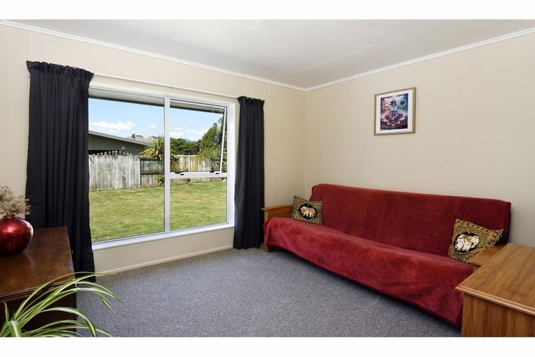 Photo of property in 13 Malthouse Crescent, Brightwater, 7022