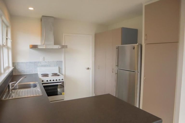 Photo of property in 66 Staveley Street, Avonhead, Christchurch, 8042