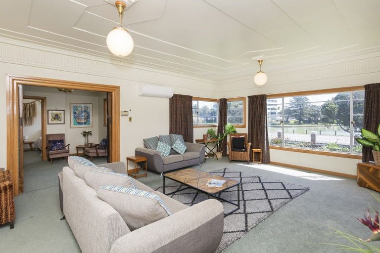 Photo of property in 75 Esplanade, Kaiti, Gisborne, 4010