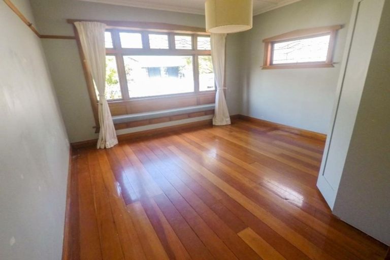Photo of property in 14 Wright Street, Mount Cook, Wellington, 6021