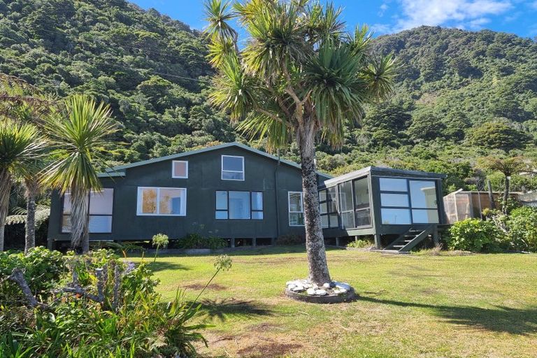 Photo of property in 2187 Coast Road, Barrytown, Runanga, 7873