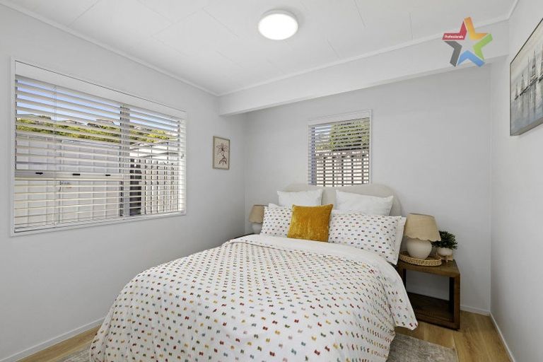 Photo of property in 20b Invercargill Drive, Kelson, Lower Hutt, 5010