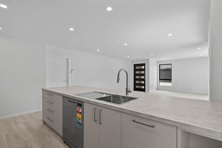 Photo of property in 106 Scandrett Street, Appleby, Invercargill, 9812